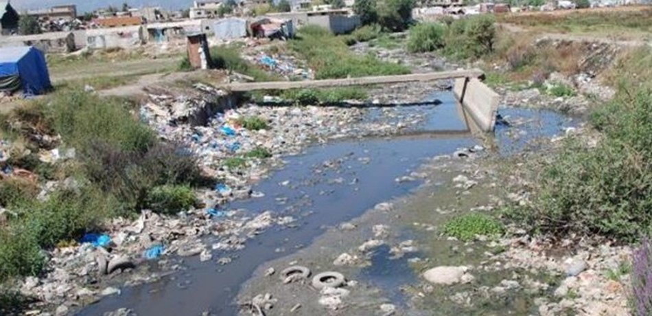 مصلحة الليطاني تقدمت بشكوى ضد من أفرغوا الجور الصحية في قناة ري القاسمية