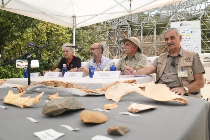 Cueva Fantasma confirma la presencia de cuatro especies humanas en Atapuerca